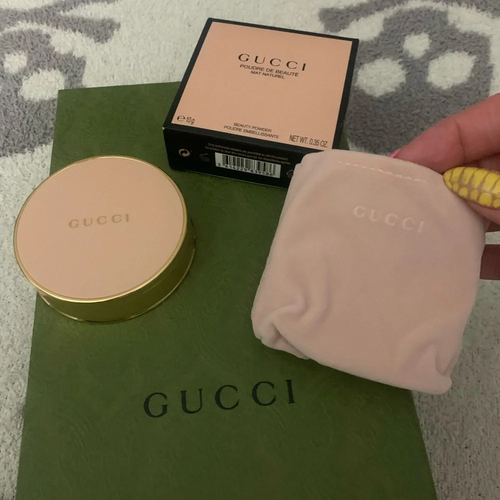 Gucci Beauty Powder Matte Finish 12 Deep ~Neutral Undertones